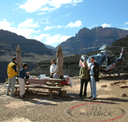Tourist picnicing during their Maverick Grand Canyon Landing Tour