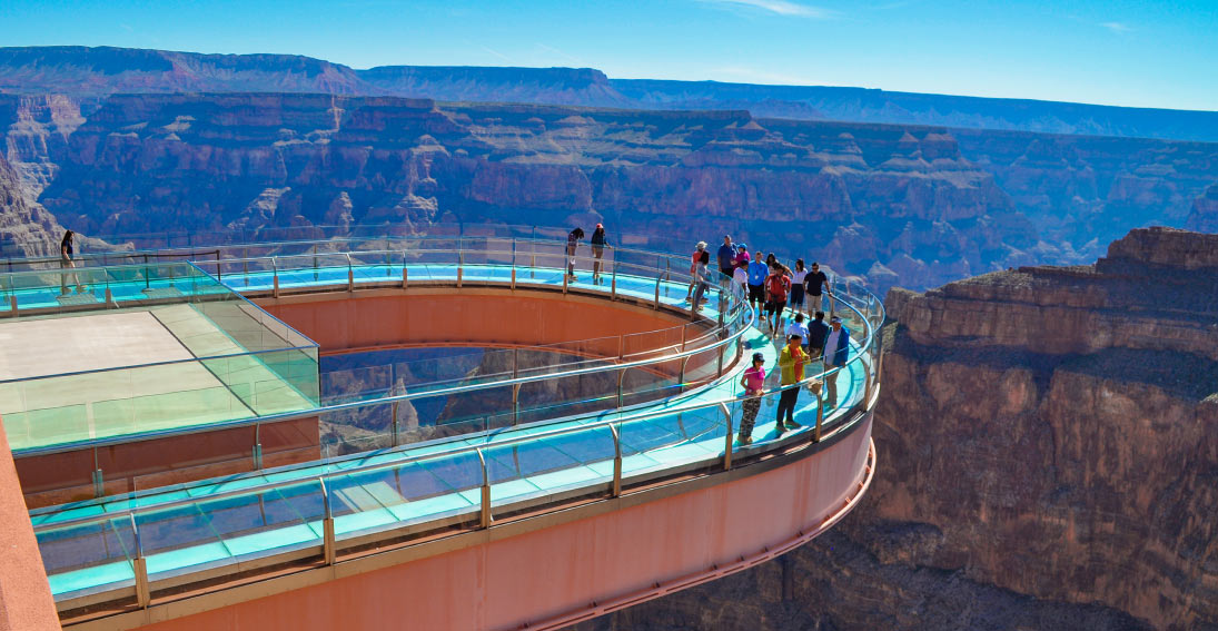 This ground tour takes you to the Skywalk at Grand Canyon West