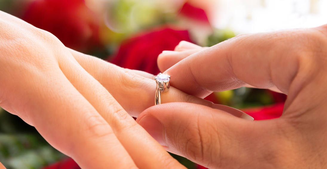 Pop the question on a Valley of Fire engagement with Maverick Helicopters